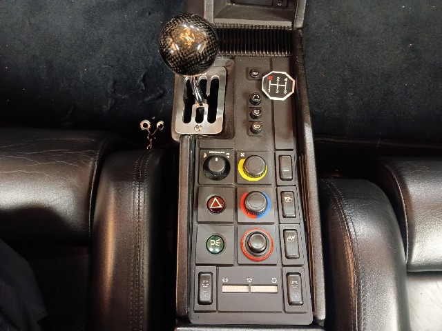 FERRARI TESTAROSSA 1992 Image 39