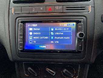 VOLKSWAGEN POLO 2015 Image 9
