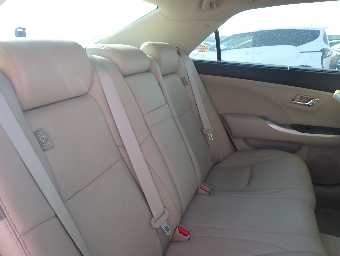 TOYOTA CROWN HYBRID 2011 Image 10