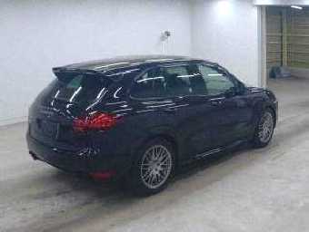 PORSCHE CAYENNE 2012 Image 5