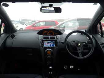 TOYOTA VITZ 2009 Image 5