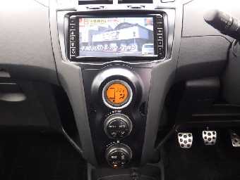 TOYOTA VITZ 2009 Image 6