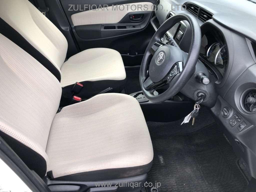 TOYOTA VITZ 2018 Image 5