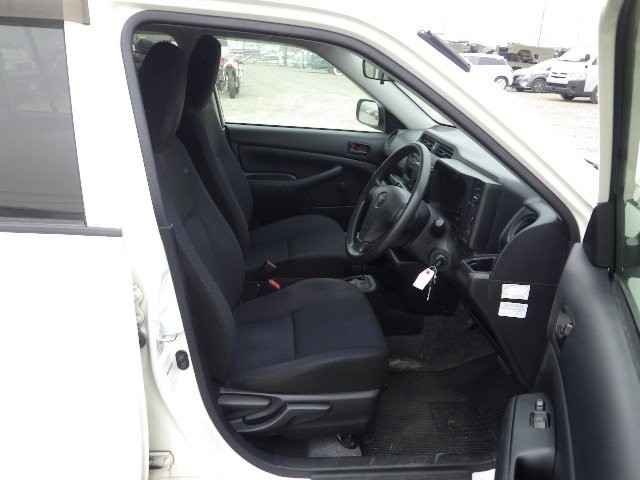 TOYOTA PROBOX 2020 Image 31