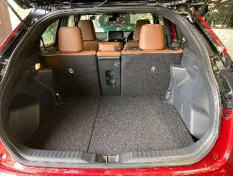 TOYOTA YARIS CROSS 2023 Image 8