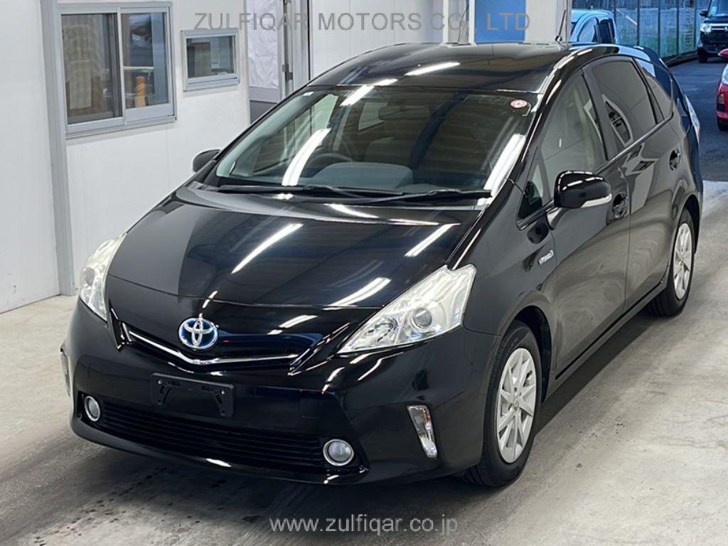 TOYOTA PRIUS ALPHA 2014 Image 1