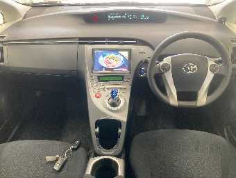 TOYOTA PRIUS 2014 Image 3
