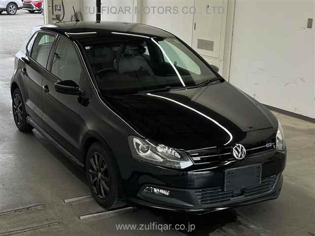 VOLKSWAGEN POLO 2016 Image 4