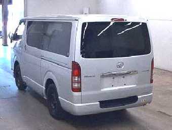 TOYOTA REGIUSACE 2011 Image 2