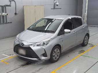 TOYOTA VITZ 2017 Image 1