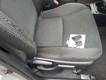 TOYOTA VITZ 2017 Image 8