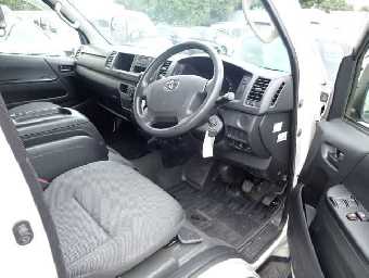 TOYOTA HIACE WAGON 2014 Image 4