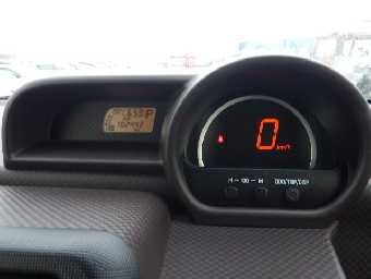 TOYOTA SPADE 2017 Image 10