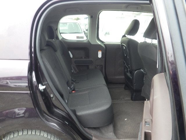 TOYOTA SPADE 2017 Image 24