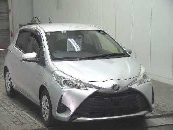 TOYOTA VITZ 2018 Image 4