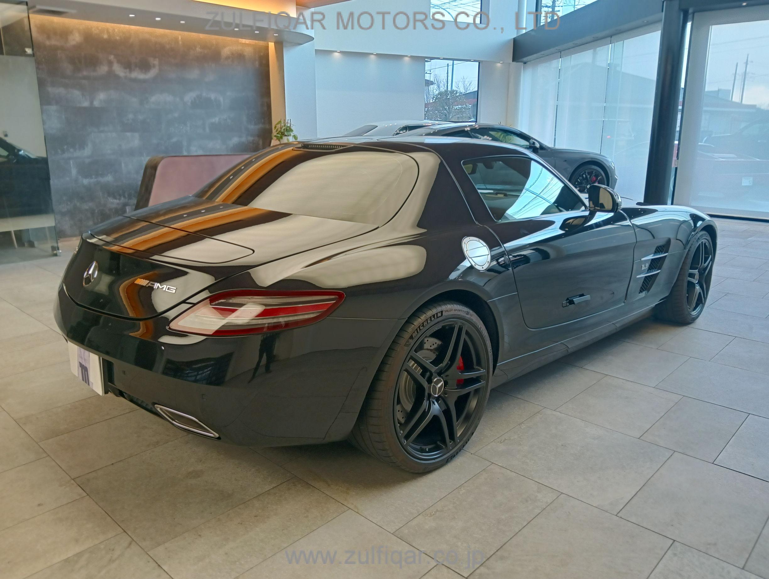 MERCEDES BENZ SLS AMG 2010 Image 19