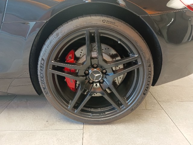 MERCEDES BENZ SLS AMG 2010 Image 24