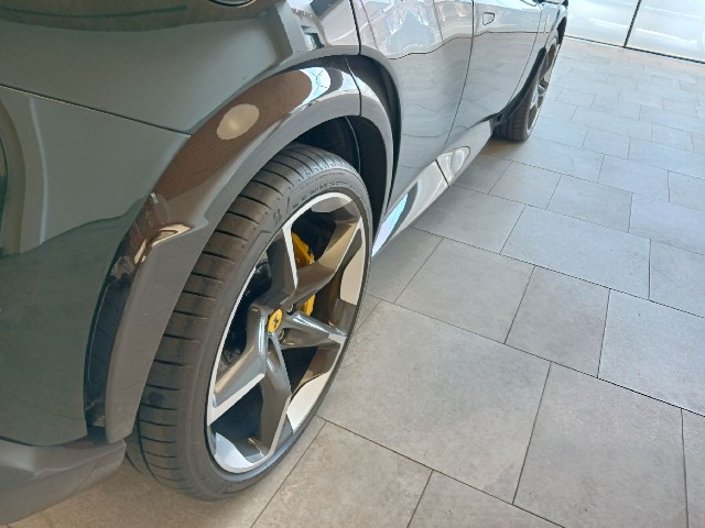 FERRARI PUROSANGUE 2024 Image 21