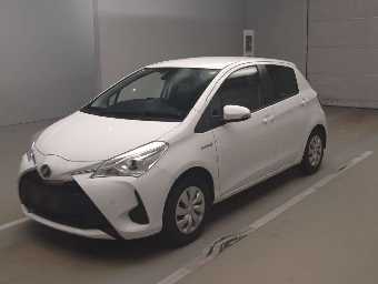 TOYOTA VITZ 2020 Image 1