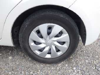 TOYOTA VITZ 2018 Image 20