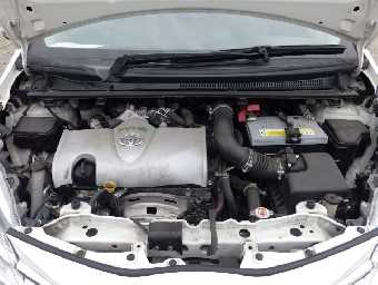 TOYOTA VITZ 2018 Image 24