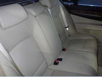 BMW 7 SERIES 2009 Image 6