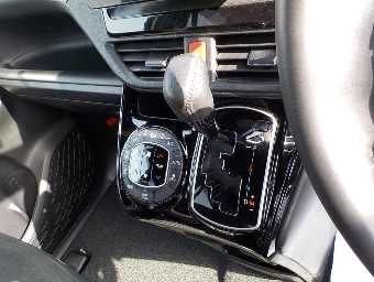 TOYOTA NOAH 2020 Image 13