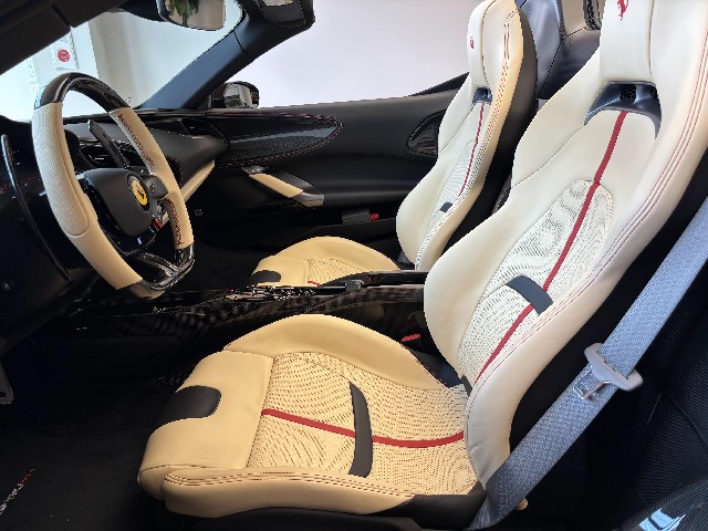 FERRARI SF90 SPIDER 2023 Image 36