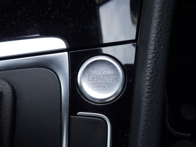 VOLKSWAGEN GOLF R 2017 Image 21