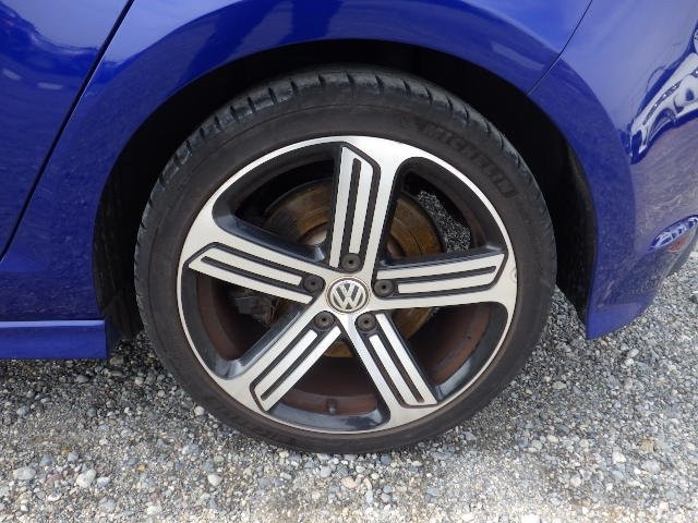 VOLKSWAGEN GOLF R 2017 Image 36