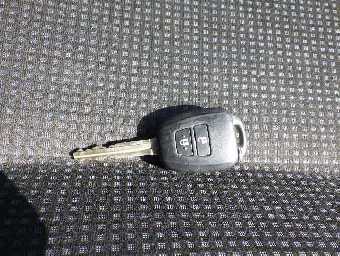 TOYOTA VITZ 2018 Image 10