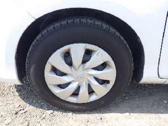 TOYOTA VITZ 2018 Image 19