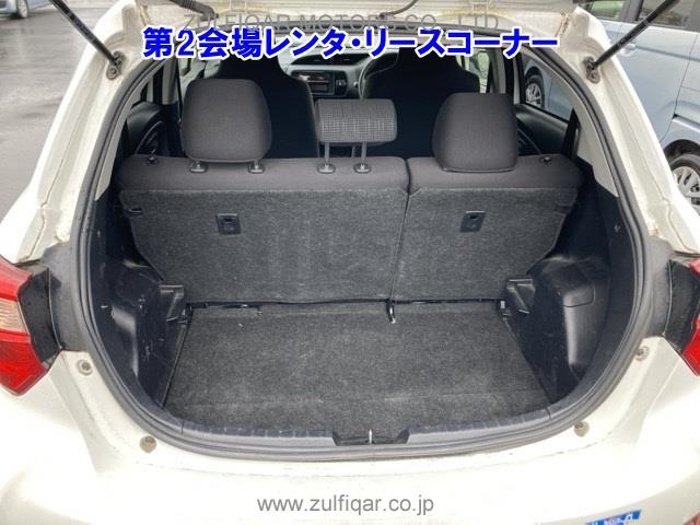 TOYOTA VITZ 2018 Image 7