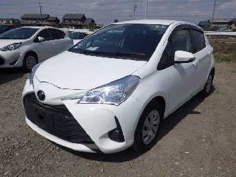 TOYOTA VITZ 2018 Image 1