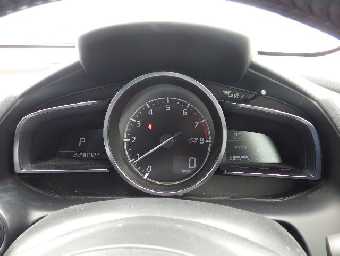 MAZDA DEMIO 2018 Image 10