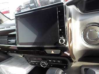 HONDA N-BOX CUSTOM 2022 Image 6