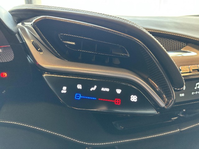 FERRARI SF90 STRADALE 2022 Image 37