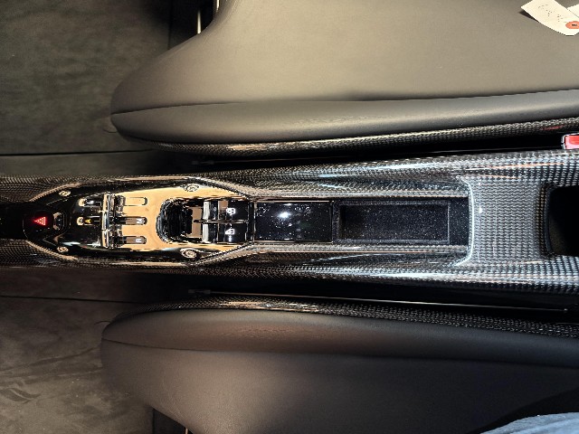 FERRARI SF90 STRADALE 2022 Image 41