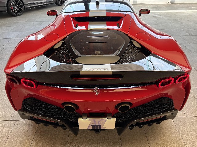 FERRARI SF90 STRADALE 2022 Image 45
