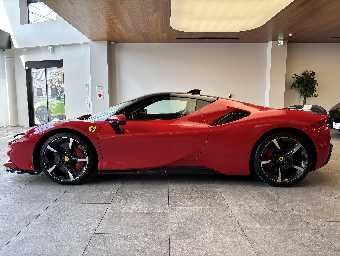 FERRARI SF90 STRADALE 2022 Image 8