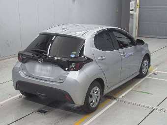 TOYOTA YARIS 2021 Image 2