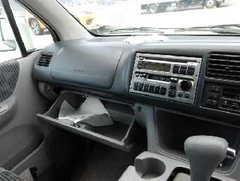 MAZDA BONGO FRIENDEE 2000 Image 9