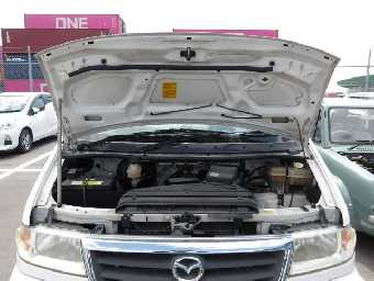 MAZDA BONGO FRIENDEE 2000 Image 16