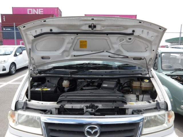 MAZDA BONGO FRIENDEE 2000 Image 28