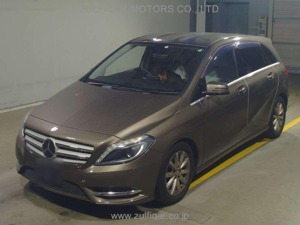 MERCEDES BENZ B CLASS 2014 Image 1