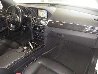 MERCEDES BENZ E CLASS 2012 Image 3