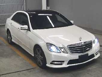 MERCEDES BENZ E CLASS 2012 Image 4