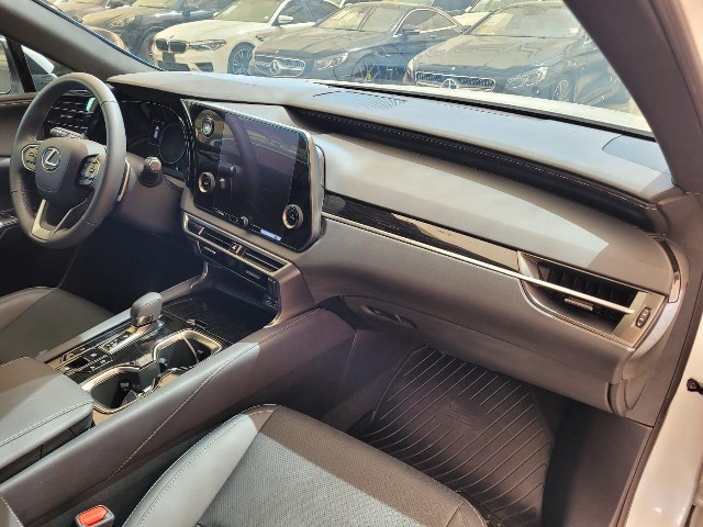 LEXUS RX 350 2024 Image 24