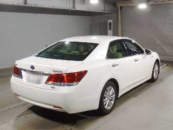 TOYOTA CROWN HYBRID 2016 Image 2