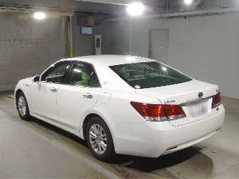 TOYOTA CROWN HYBRID 2016 Image 4